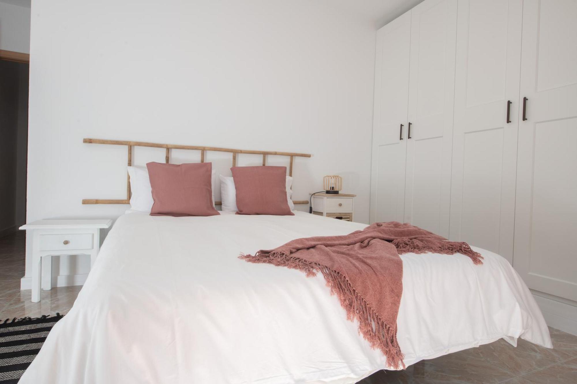 Comfortable Centric Apartment Steps From The Beach غران تاراغال المظهر الخارجي الصورة
